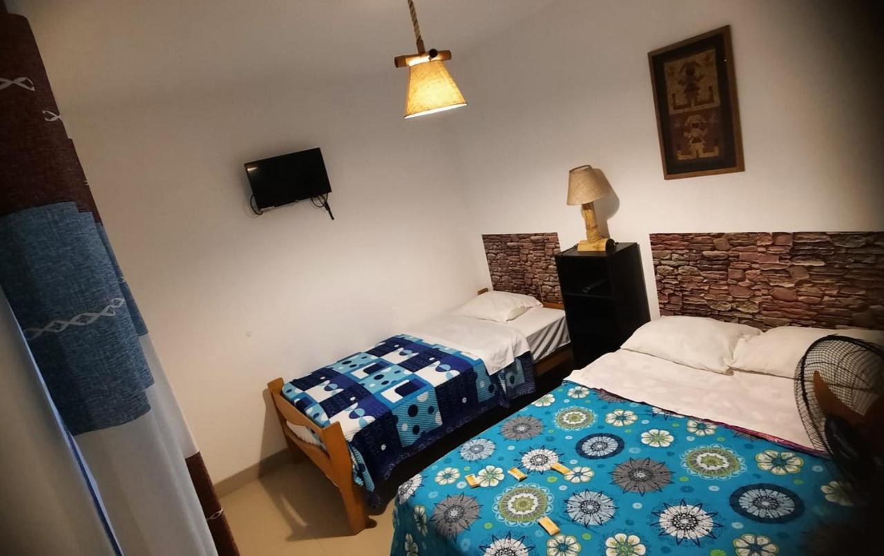 Hostal Brisa Marina Паракас Екстериор снимка