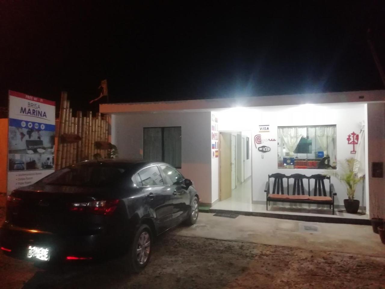 Hostal Brisa Marina Паракас Екстериор снимка